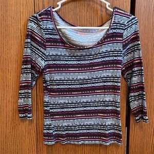 3/4 sleeve tribal tee
